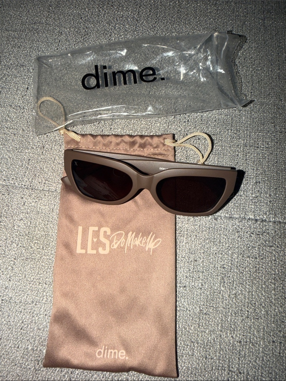 Les do makeup x dime sunglasses